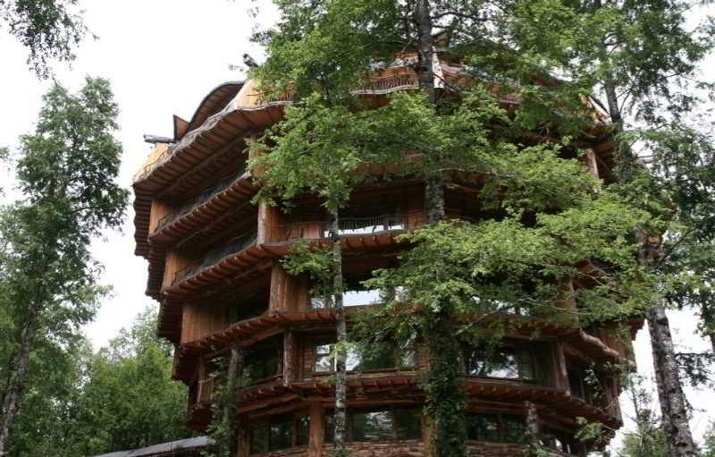 Huilo Huilo Nothofagus & Spa Puerto Fuy