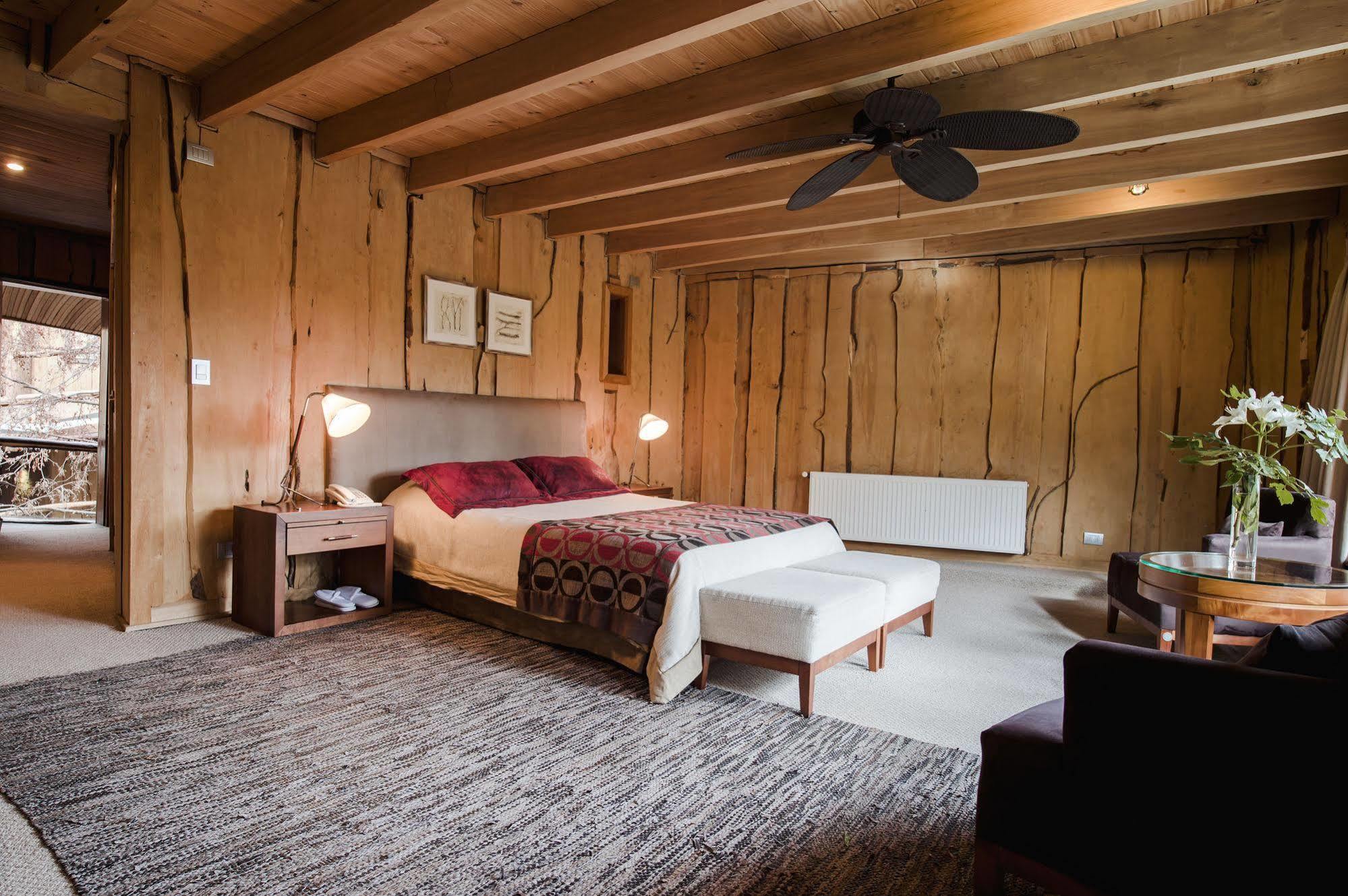 Huilo Huilo Nothofagus & Spa Puerto Fuy
