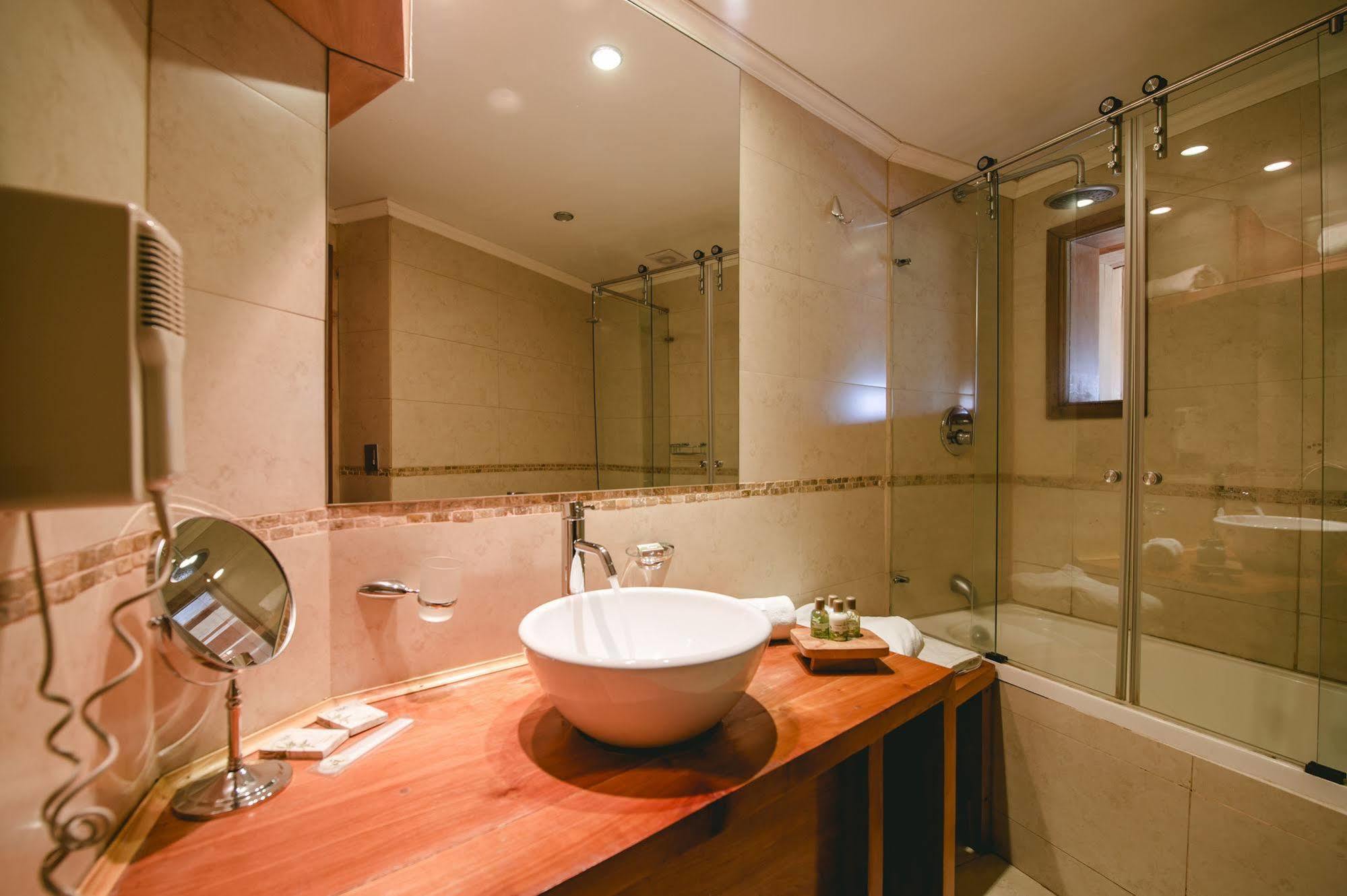 Huilo Huilo Nothofagus & Spa Puerto Fuy