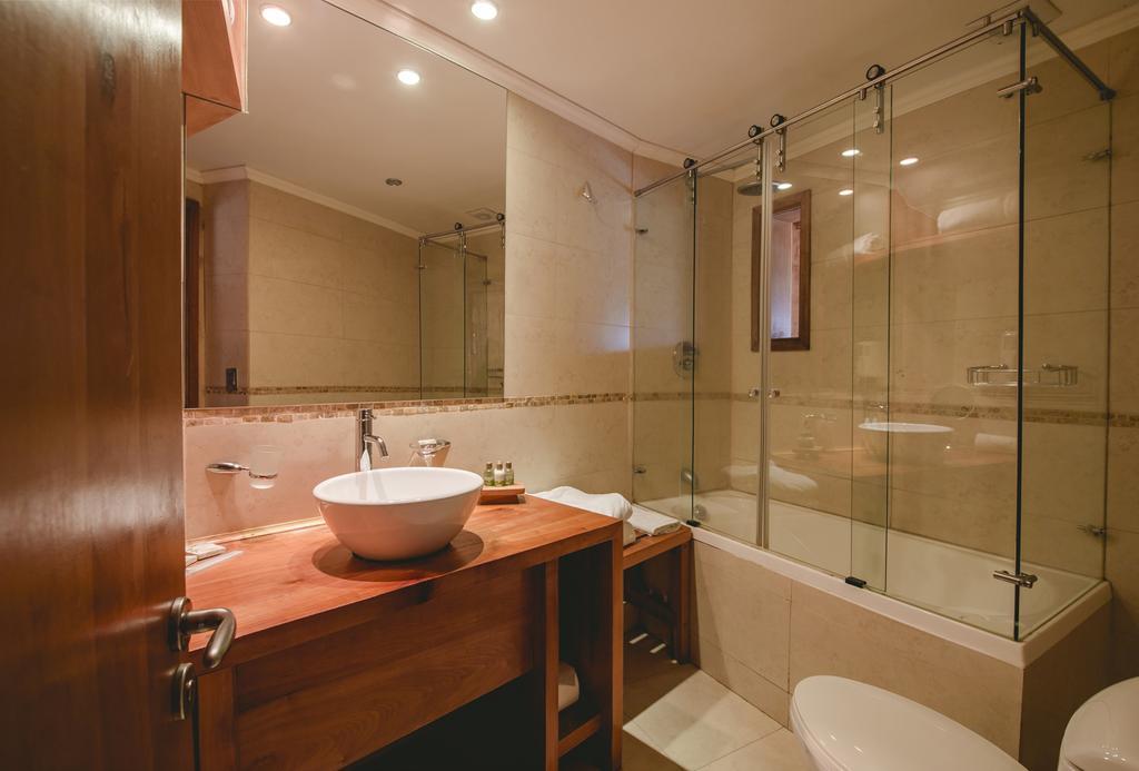 Huilo Huilo Nothofagus & Spa Puerto Fuy